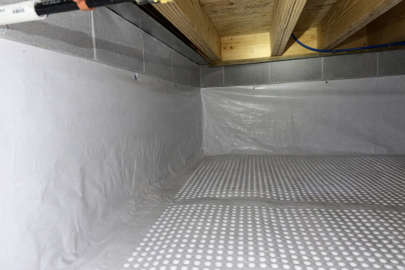 Crawl space insulation in Superior, WI